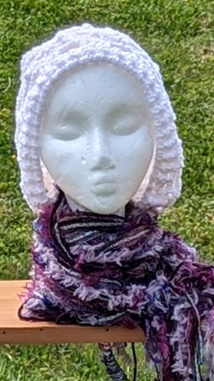 White Hand-crochet Skull Beanie